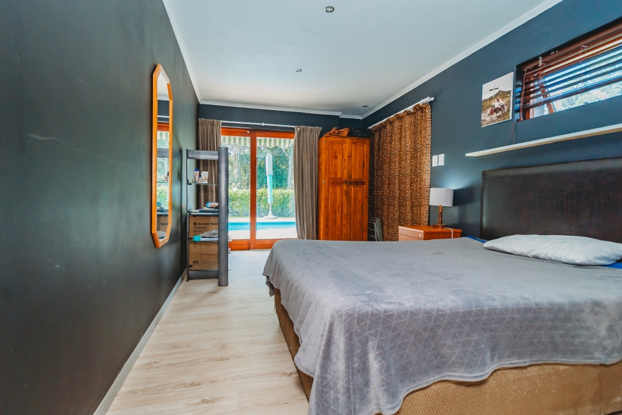 4 Bedroom Property for Sale in Twee Rivieren Western Cape